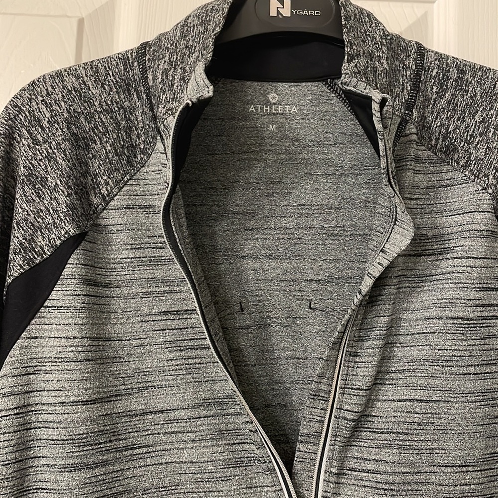 Athleta Half Zip Pull Over - Picture 3 of 6